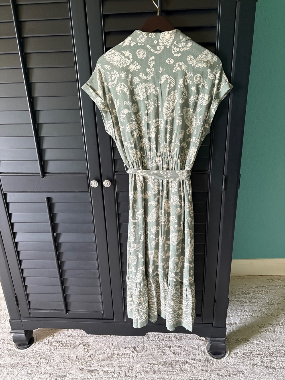 Lucky Brand Sage Green Paisley Button-Front Maxi Dress - Picture 8 of 8